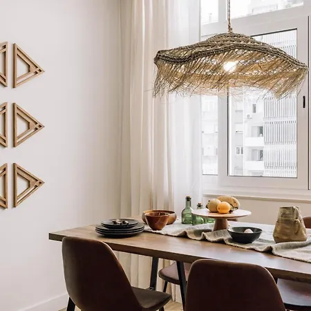 Ango - 1 Bedroom In Avenidas Novas 리스본