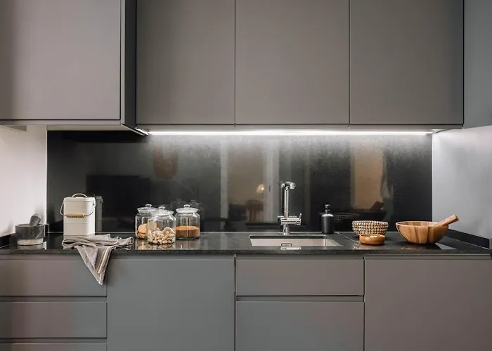 Ango - 1 Bedroom In Avenidas Novas * 리스본