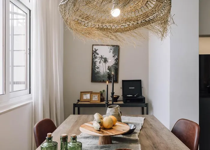 Ango - 1 Bedroom In Avenidas Novas 아파트 *